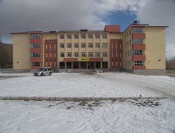 Narman Lisesi güncelleşti